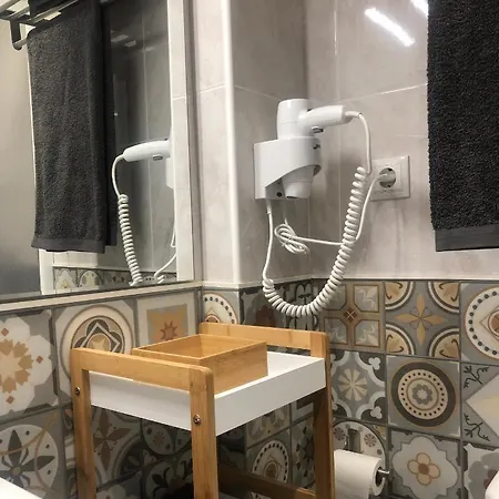 Sanjuanportale Parking Gratuito Cercano بيرميو